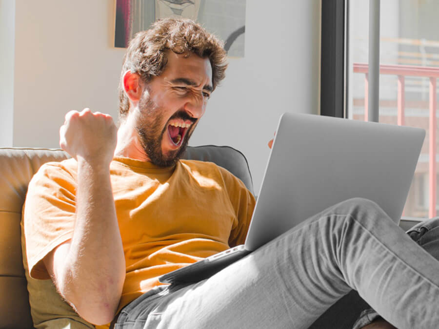 Stand a chance to win a R250 Takealot voucher